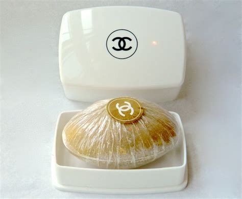 CHANEL Vintage 90's No 5 Savon Perfumed Bath Soap 5.3 oz 